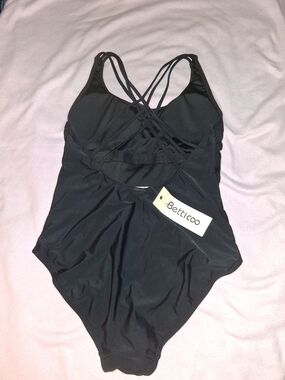Black Strappy One-Piece Swimwear